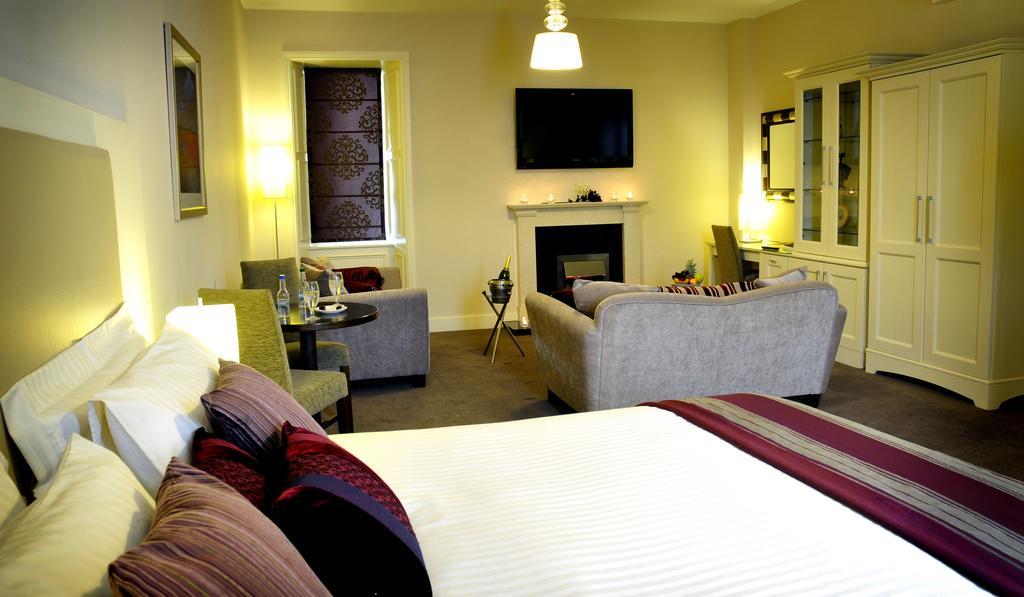 The Shirley Arms Hotel Carrickmacross Exteriér fotografie