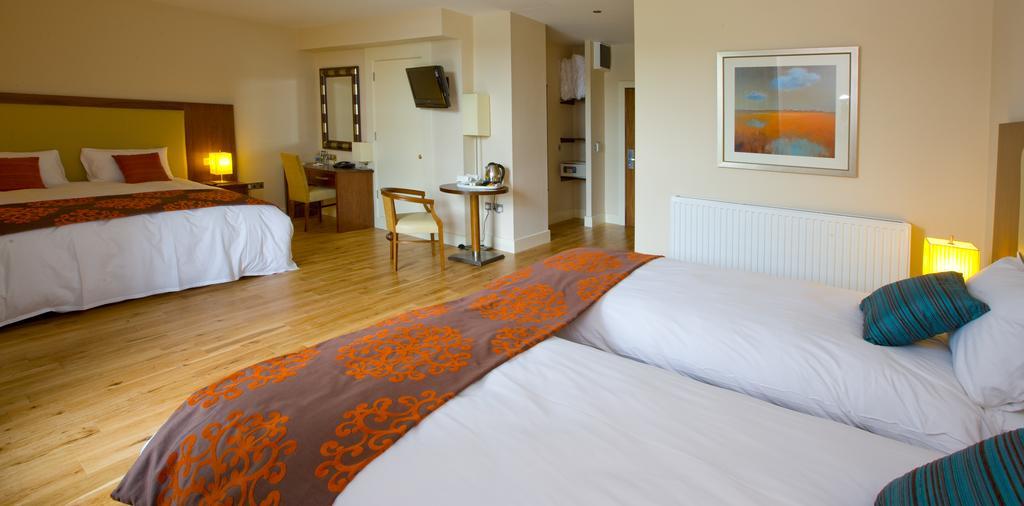 The Shirley Arms Hotel Carrickmacross Exteriér fotografie