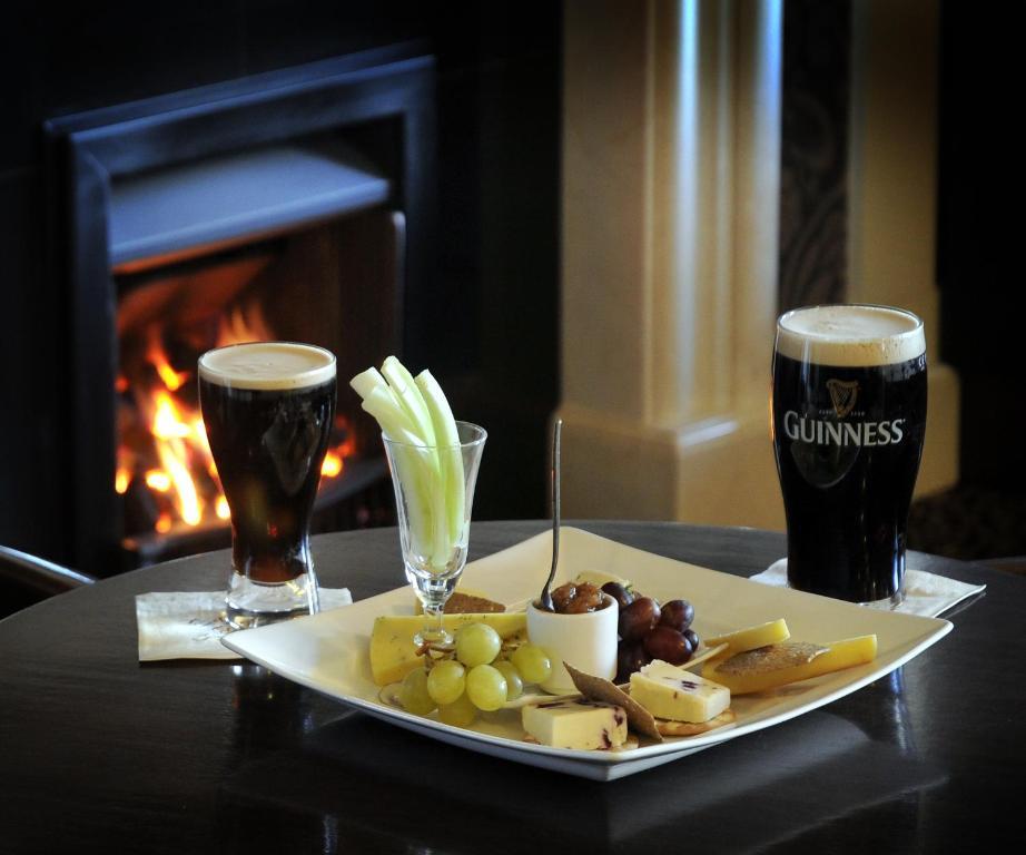 The Shirley Arms Hotel Carrickmacross Exteriér fotografie